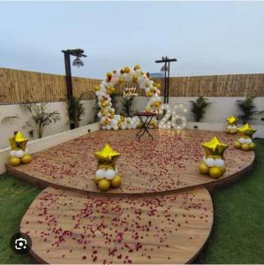 Whispering Greens - Luxe Terrace - Pool & Garden