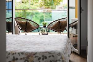 Apartment Abora Garden with terrace, pool, extensive gardens and free parking