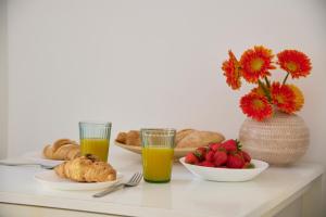 Alfama Heart, Walk Everywhere w AC, by TimeCooler