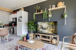 Chawal Stays Green Valley 1