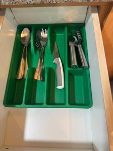 Modern Spacious 2BR 68 sqm Condo in Manhattan Heights Pool View