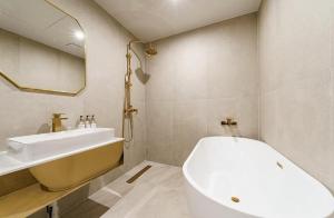 Munhyeon Signature Denbasta Hotel