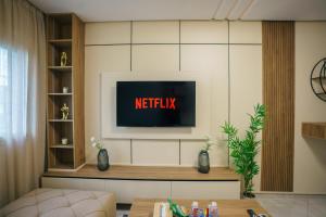 6 minutes To The Beach In The Heart Of Tangier Stylish & Central 2 Bedrooms Apartment Ultra Rapid Fiber Wifi In Place Mozart Area Tangier