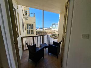 Spacious Bugibba Seafront Home Free Parking Free WiFi