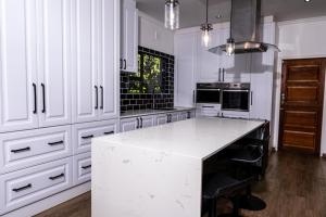 Bendor Escape - Peace Privacy Power