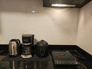 Affordable Condo Suite with WIFI in McKinley BGC