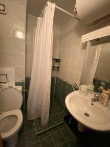 Spacious Modern Two-Bedroon Suite in Elit 1 Complex