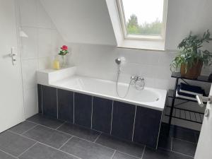 Moderne Ferienwohnung in Bad Salzuflen - Zentrale Lage & Wohlfühlkomfort