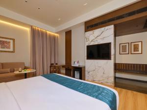 Regenta Central Shivani, Solapur