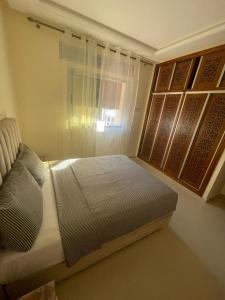 شقة جميلة وجديدة للإيجار قرب مدينة