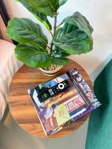 VIDA VERDE at 38 Park Avenue - 5 minutes walk to Ayala Central Bloc, with Infinity Pool, Fast Wi-Fi, Gym, & City Views inside Cebu IT Park