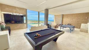 Casa Lacorte Vista Mar Incrível, 4 suítes Lazer Completo