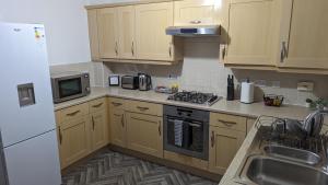 Leyland Road Retreat - 4 Bedroom House