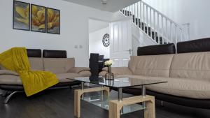 Leyland Road Retreat - 4 Bedroom House