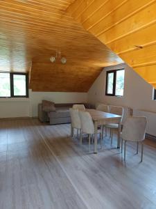 Ivans House Cornereva