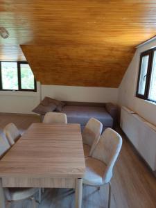 Ivans House Cornereva