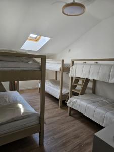Maisons de vacances La Champenoise! Maison de village avec cour : photos des chambres