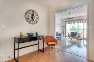 Appartements Le 8eme art - Free Parking, Fast WiFi, Calm - Top Angers, Families & Groupes : photos des chambres