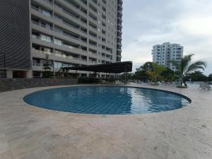 Loft moderno con vista al mar y a la sierra, playa a 2 min y 4 piscinas para disfrutar en tu estadía