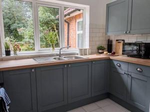 Spacious 3 bedroom Bungalow for families and contractors - close to Skegness