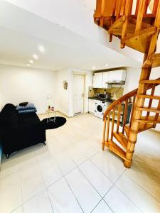 Charming Stay - Close to Vienna Attractions MZ1