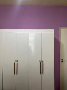 Quarto atrás do Copacabana Palace 3 pessoas