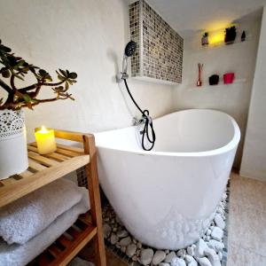 Luxury villa with view and garden near Alicante