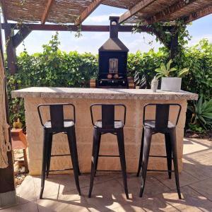 Luxury villa with view and garden near Alicante