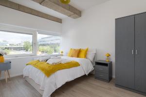 Spacious and Quiet with Free Parking Ideal for Families and Business Stays