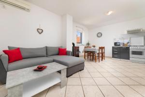 Apartments Novak by El-Pi Tours