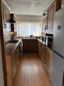 Bright Double Room near NewCross Hospital