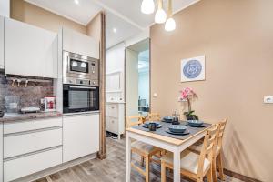 Guest Huouse with SAUNA & Parking in Old town