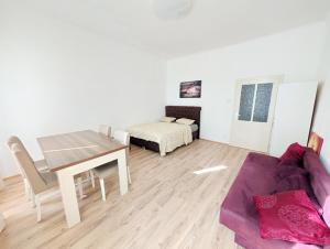 Charming Stay - Close to Vienna Attractions MZ18