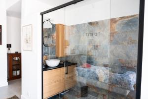 Maison Familiale Piscine et Proche des commerces