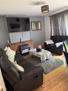 Large double walking distance to NewCross Hospital