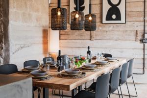 HelloAPULIA Martina Franca - Casa Khaya - Charming Masseria with Pool & Trulli