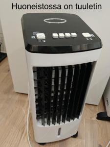 Uusi miniasunto Hiukkavaarassa ilmaisella pysäköinnillä