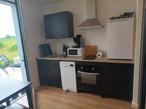 Appartements Studio 2 a 4 personnes 12 Kilometres du parc du Puy du F : photos des chambres