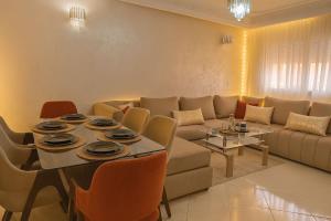 Elegant & Modern Apartment