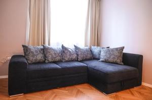 Sea Siren 2BD Apartment near Sea Garden by ApartMAX