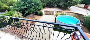 Appartements Le Balcon de Cournon, piscine, jardin, clim a 15 min de plages : photos des chambres
