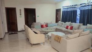 Peaceful Hilltop Apartment in Changla Gali