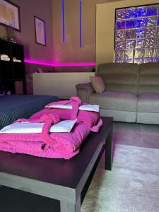 SUITE CON JACUZZI PRIVATA TownHouse Piraino