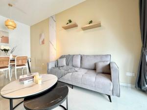 Regalia Forest City Gelang patah by LuXuCoCoon