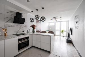 Grzybowska Luxury and Modern-City Center