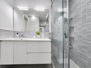 Modern Apt near Beach&Pool Coastal Sunset Tenerife