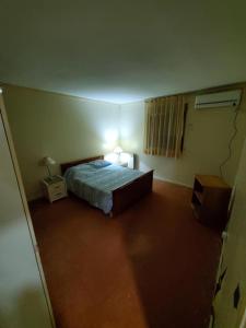 Warm F4, good location