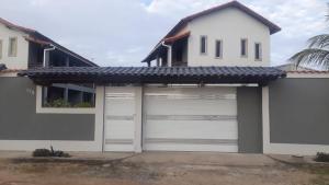 Monte Alto -ARRAIAL DO CABO - Casa pé na areia