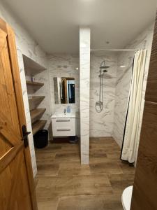 Apartament przy sadzie