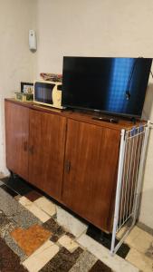 Sencilla, frente al río